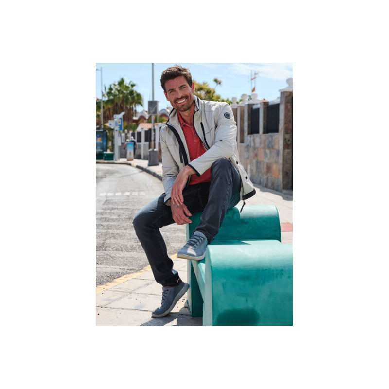 OutFitSet Jacket, Shirt, Jeans and Sneaker